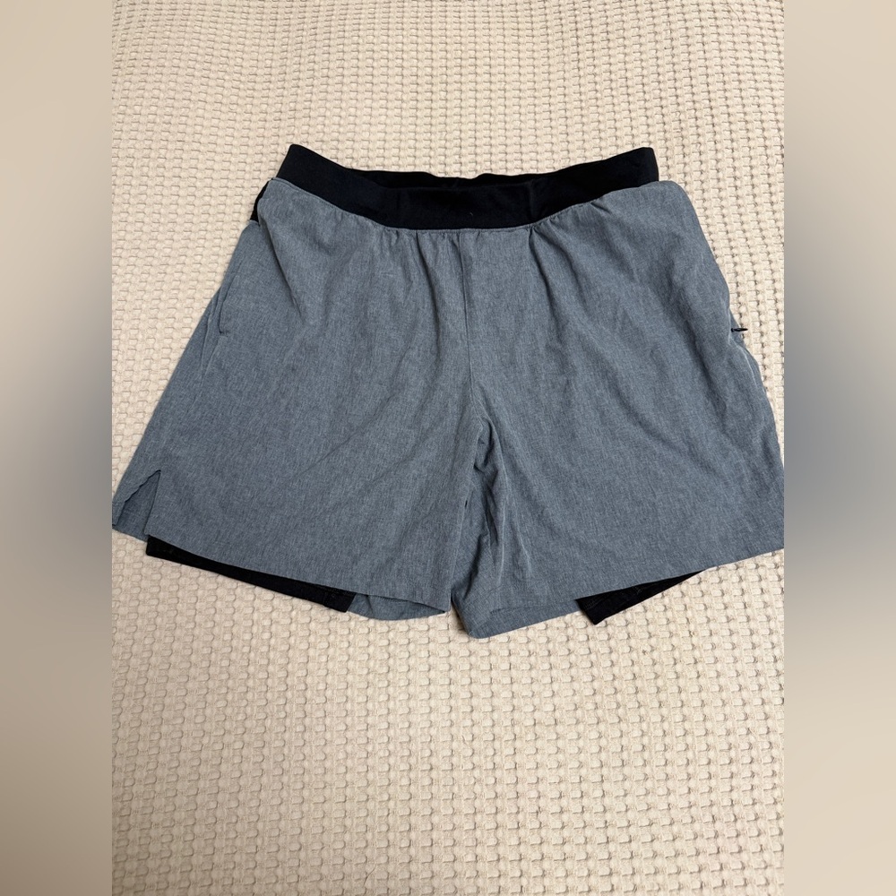Old Navy Men's Black and Gray Athletic Shorts